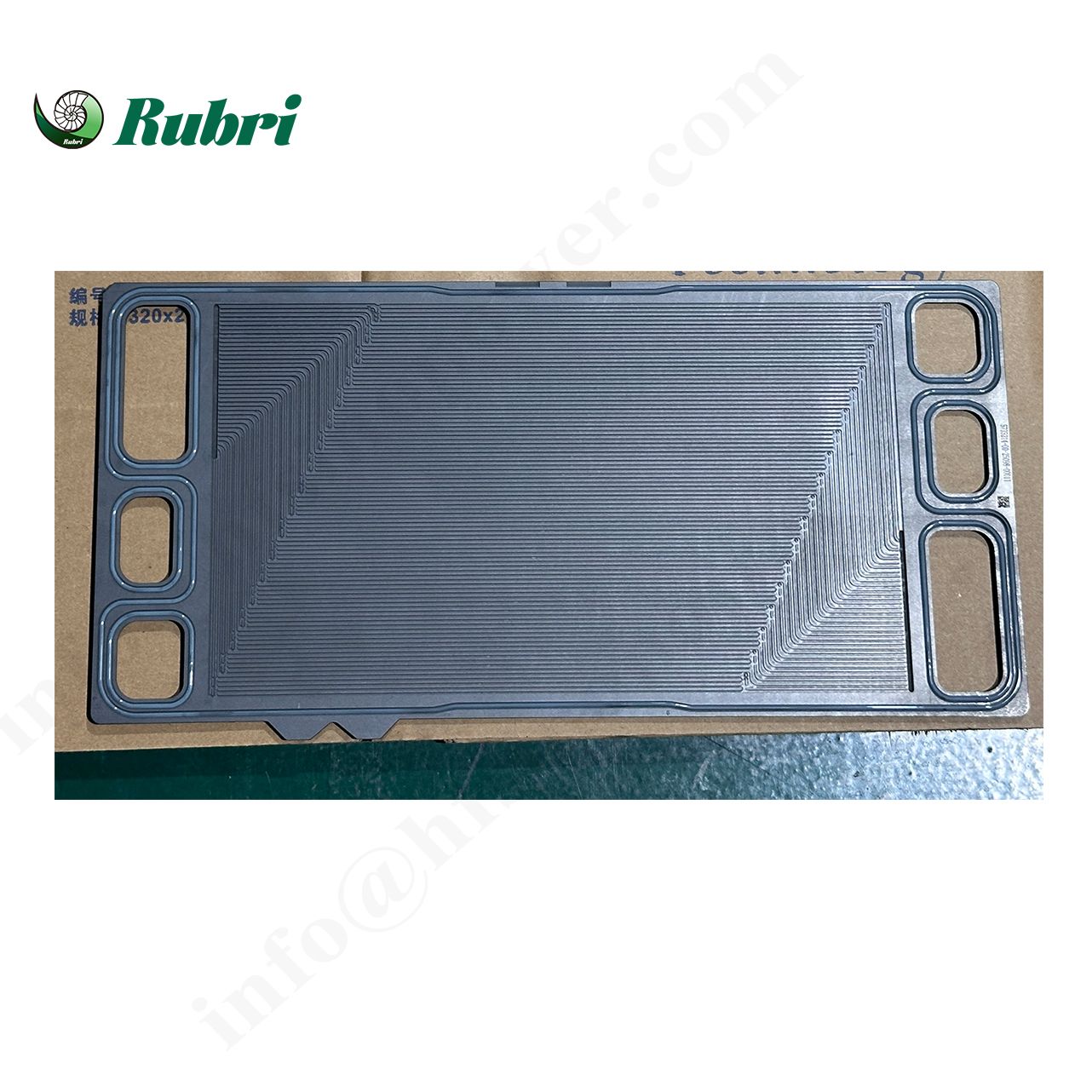 Composite Isostatic Graphite Bipolar Plates