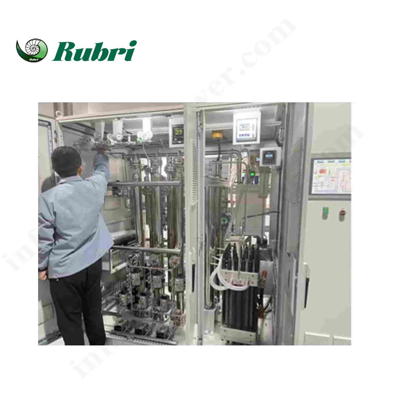 Como as células de combustível PEM podem ser integradas a aplicações comerciais e industriais?